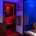 Room In Historical Sintra Center With Snooker - Sintra Wow Sintra