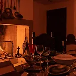 Room In Historical Sintra Center With Snooker - Sintra Wow Bed & Breakfast 3*