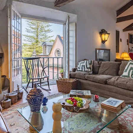 17th Century In With Snooker & Hottub - Wow 3*